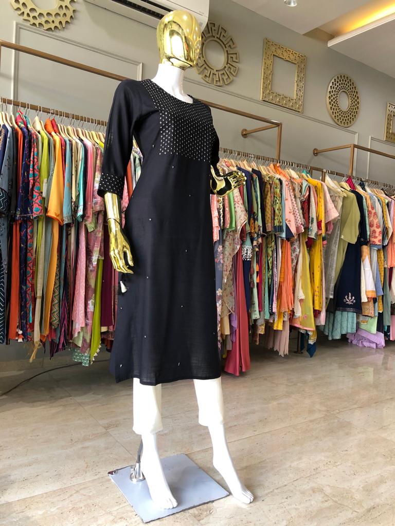Rayon slub zari embroidered kurta
