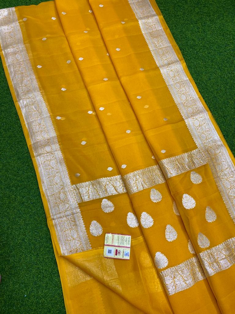 Banarasi handloom khaddi